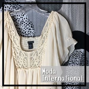 MODA INTERNATIONAL • Flowy Baby Doll Tube Top